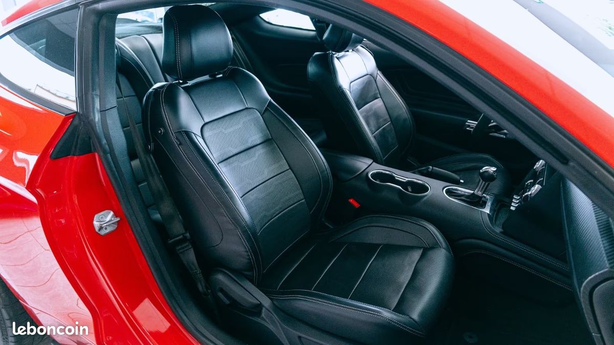 FORD Mustang FASTBACK 2.3 ECOBOOST PERFORMANCE 317CH BVA - KIT SHELBY GT350 - 18 900 KM (image 13)