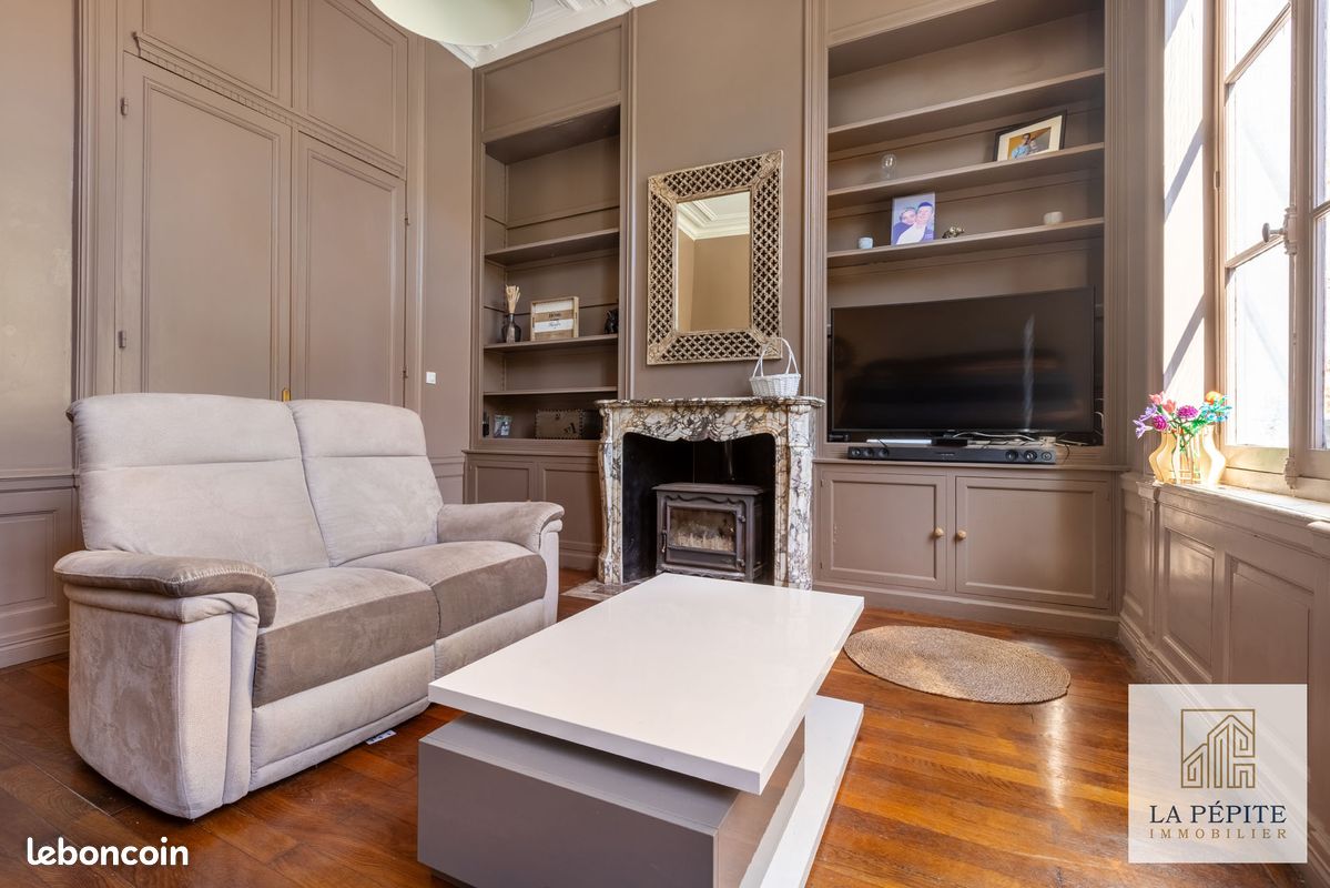 Maison 6 pièces 250 m² · à Douai · 250 m² · 307 000 €