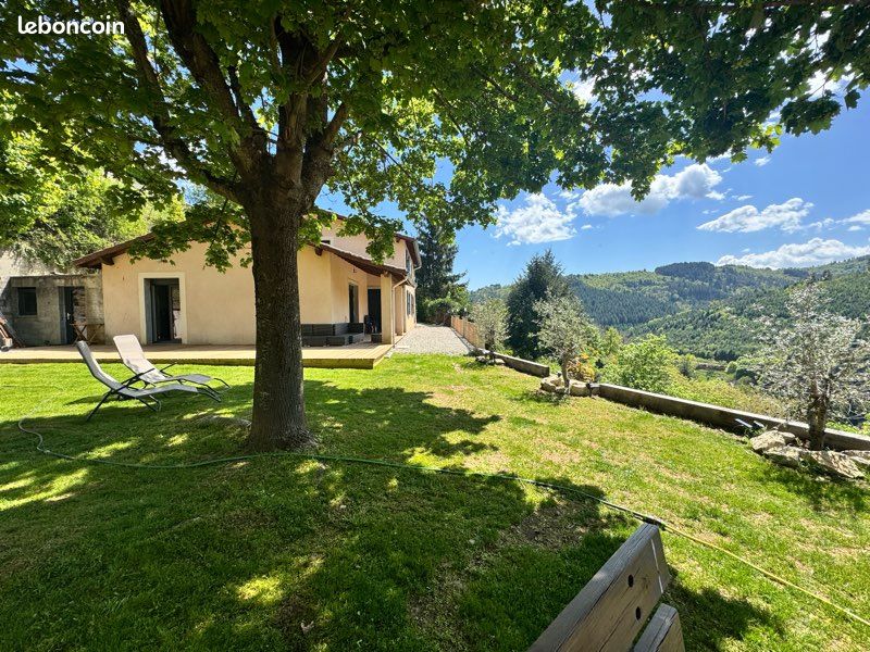 Maison 6 pièces 160 m² · à Saint-Michel-d'Aurance · 160 m² · 285 000 €