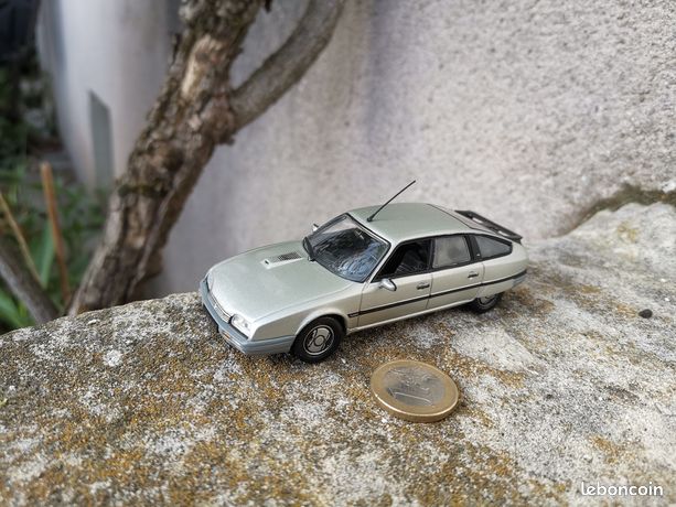 Solido 1/18 Miniature Solido Citroën CX GTI Turbo II Bleue - Échelle 1:43 - Modèle Plastique Miniature Citroën CX GTI Turbo II Solido 1/18 Miniature Solido Citroën CX GTI Turbo II Bleue - Échelle 1:43 - Modèle Plastique Miniature Citroën CX GTI Turbo II