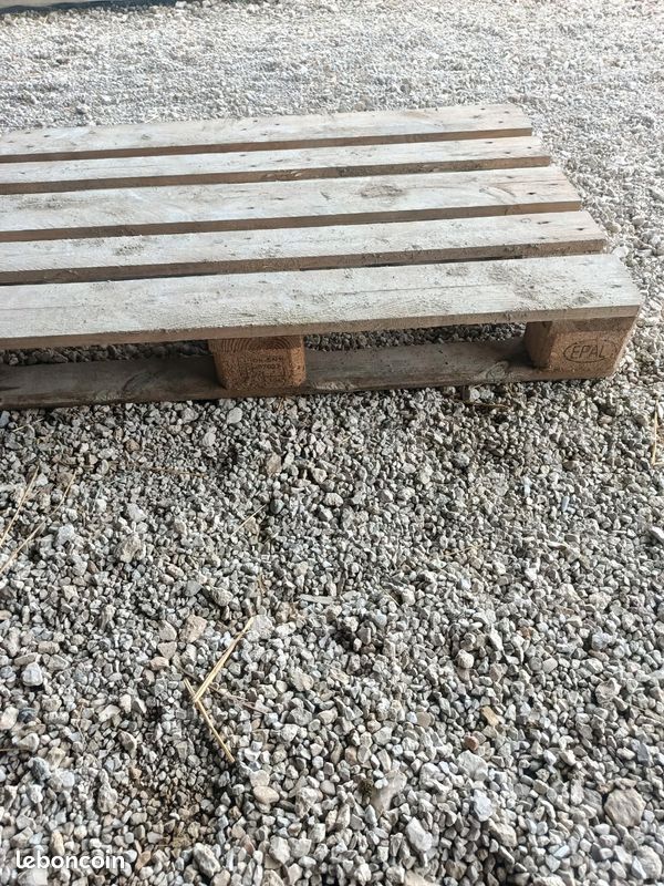 Palette en bois (image 1)