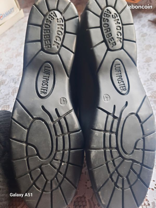 Chaussure Damart bleu marine Pointure 41 neuve (image 6)