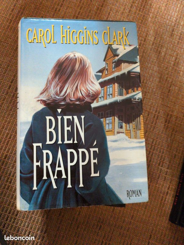 4 livres Mary Higgins Clark et 1 carol Higgins Clark (image 5)