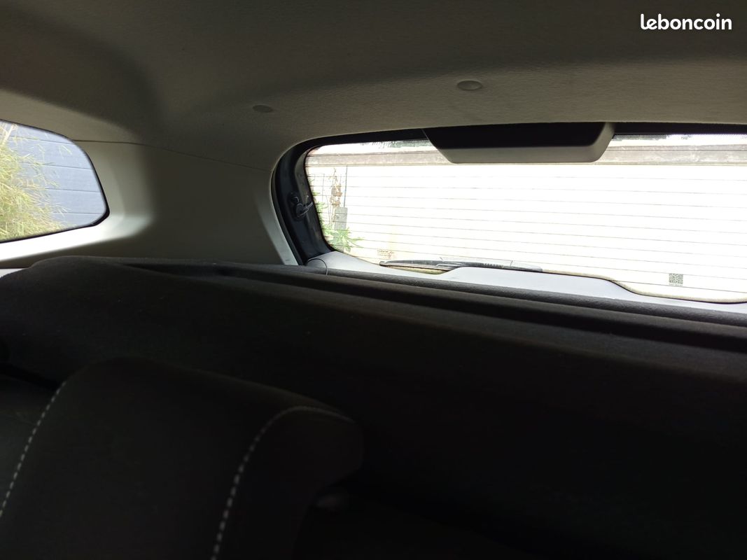 Dacia duster blue dci 4*2 4*4 6cv 2020 (image 1)