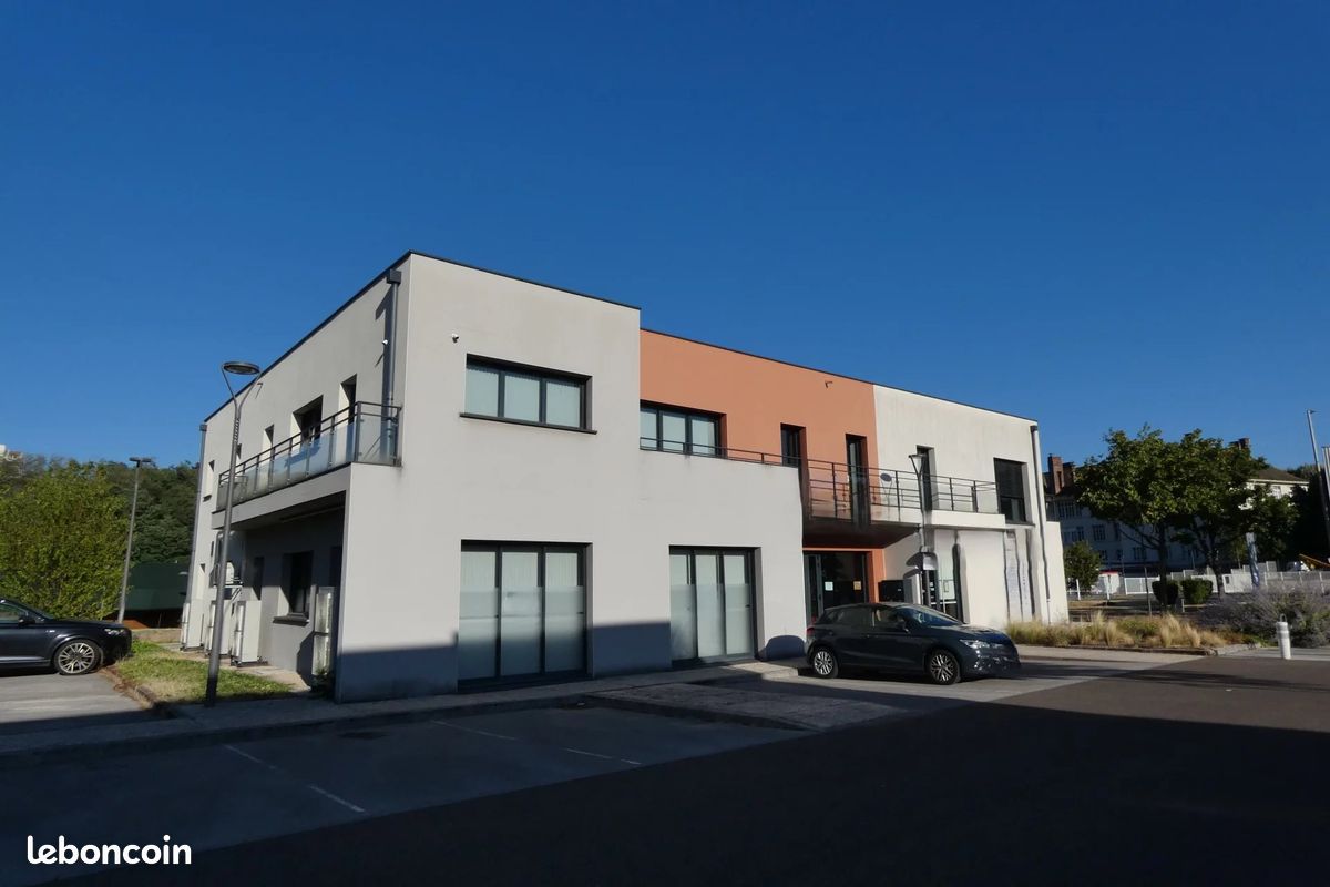 Appartement 22 pièces 483 m² · à Le Creusot · 483 m² · 892 500 €