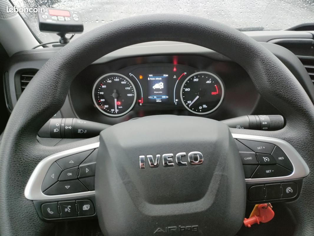 Iveco Daily CHASSIS CABINE FRIGO 12M3 160 CV ROUES JUMELEES HAYON CAISSE CAZAUX GROUPE CARRIER 3.5 T (image 16)