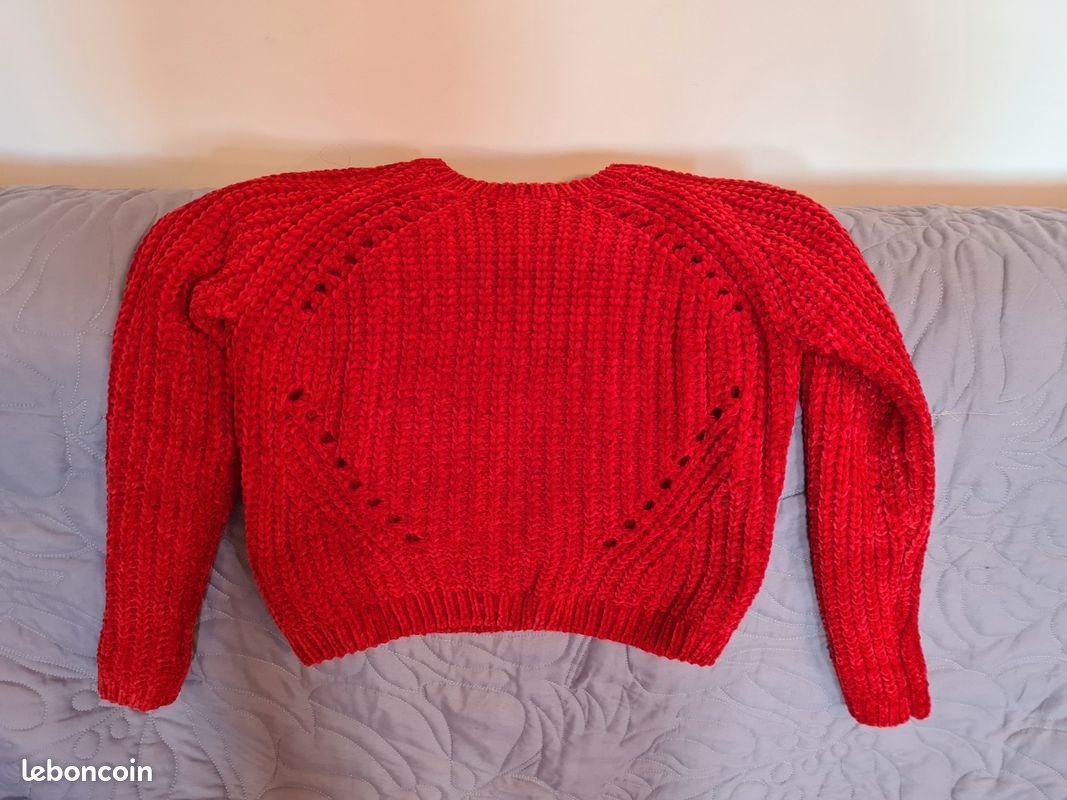 Pull rouge (image 1)