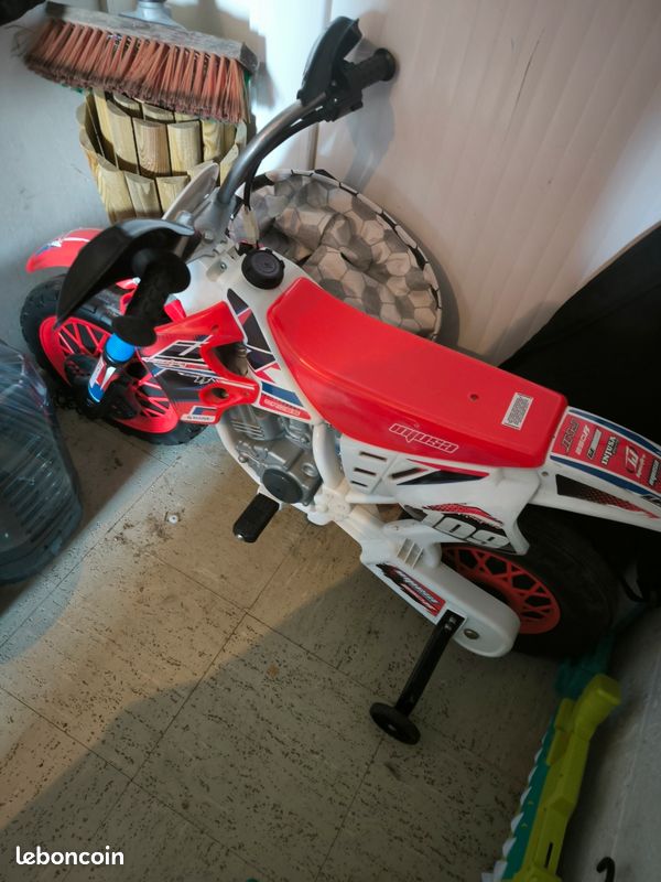 Moto Électrique CR 6V Injusa (image 2)