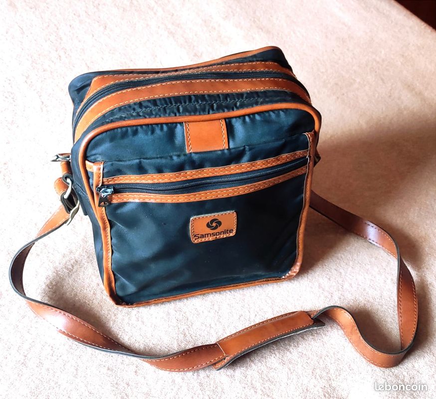 Lot De 2 Sacs Vintage Samsonite : Grand Sac De Voyage Et Bandoulière Noirs