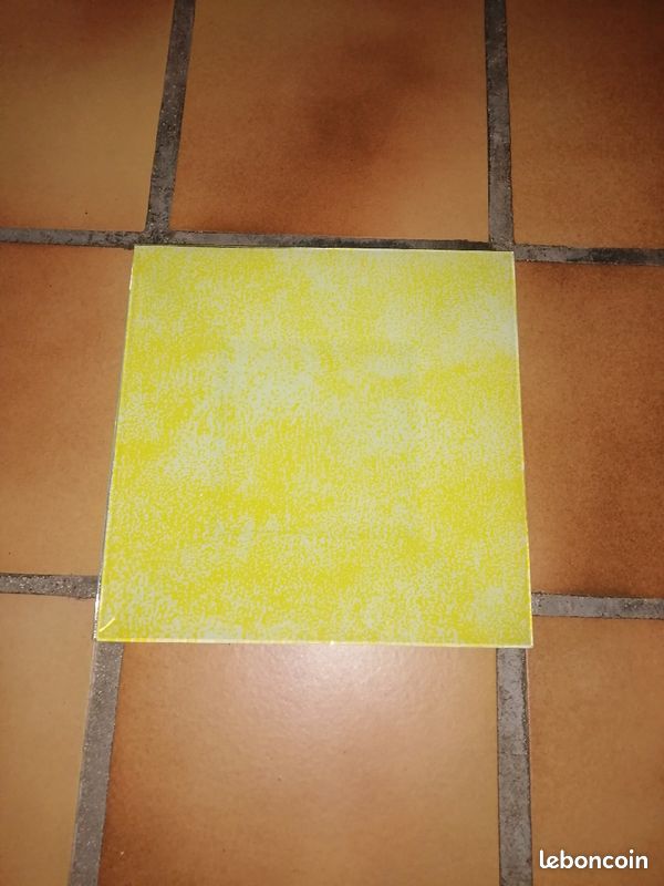 Service GRANDES ASSIETTES 4 pièces, BON ÉTAT (image 1)