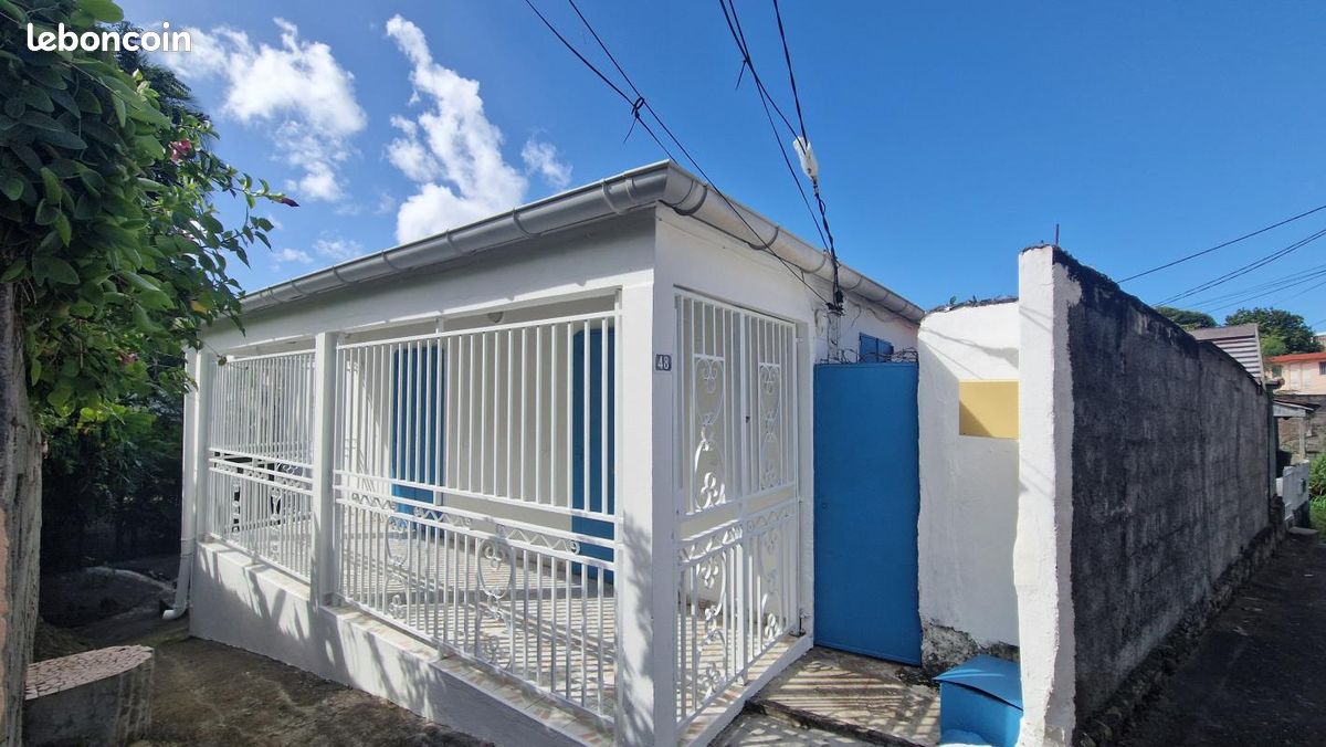 Maison 3 pièces 63 m² · à Basse-Terre · 63 m² · 850 €/mois