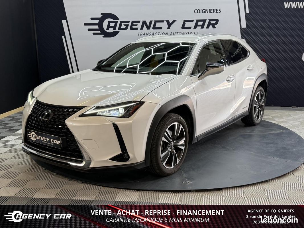 LEXUS UX 250h 2WD - BV E-CVT 2020 250H Executive (image 1)