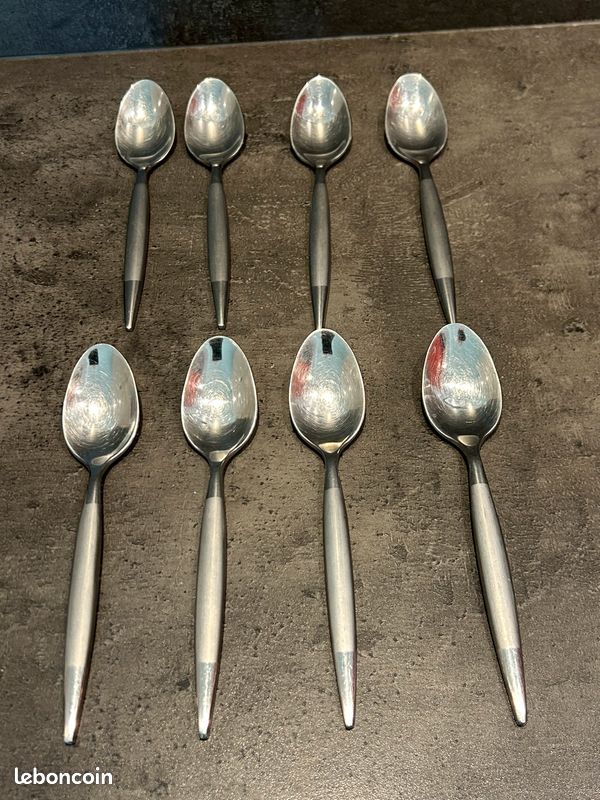 8 Cuillères à dessert en inox lisadalban (image 1)