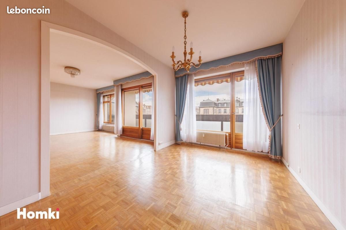 Appartement 3 pièces 97 m² · à Clermont-Ferrand · 97 m² · 155 000 €