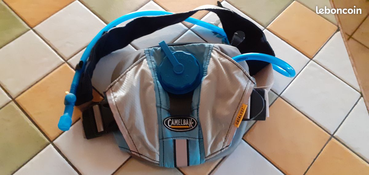 Sac banane hydratation CAMELBAK Sport Plein air