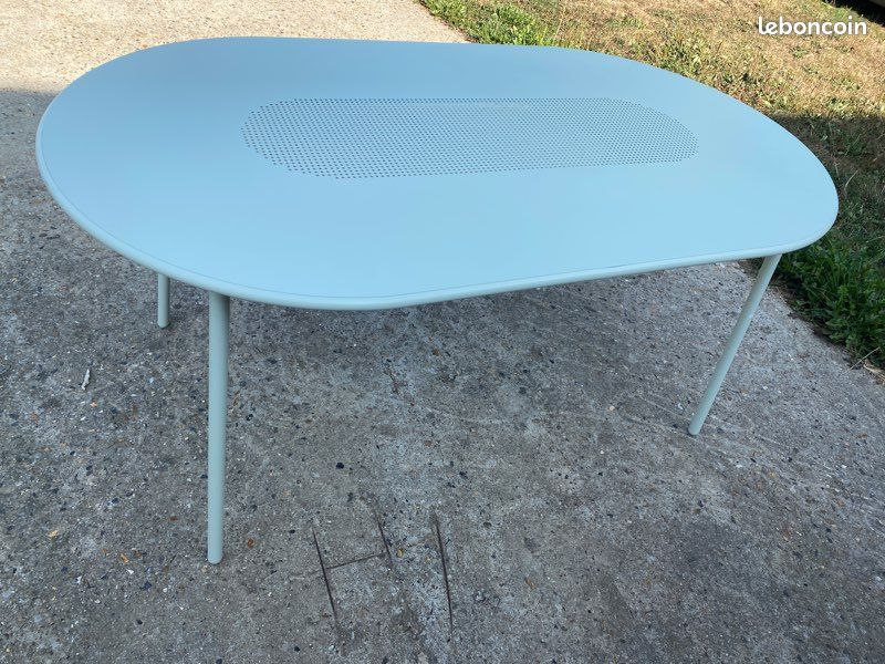 Table extérieur métal vert (image 2)