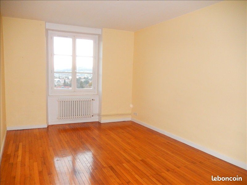 Appartement 3 pièces 96 m² · à Le Puy-en-Velay · 96 m² · 540 €/mois