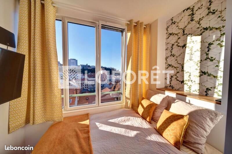 Appartement 1 pièce 20 m² · à Saint-Étienne · 20 m² · 550 €/mois
