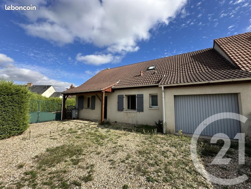 Maison 6 pièces 131 m² · à Neuvy-en-Sullias · 131 m² · 219 000 €