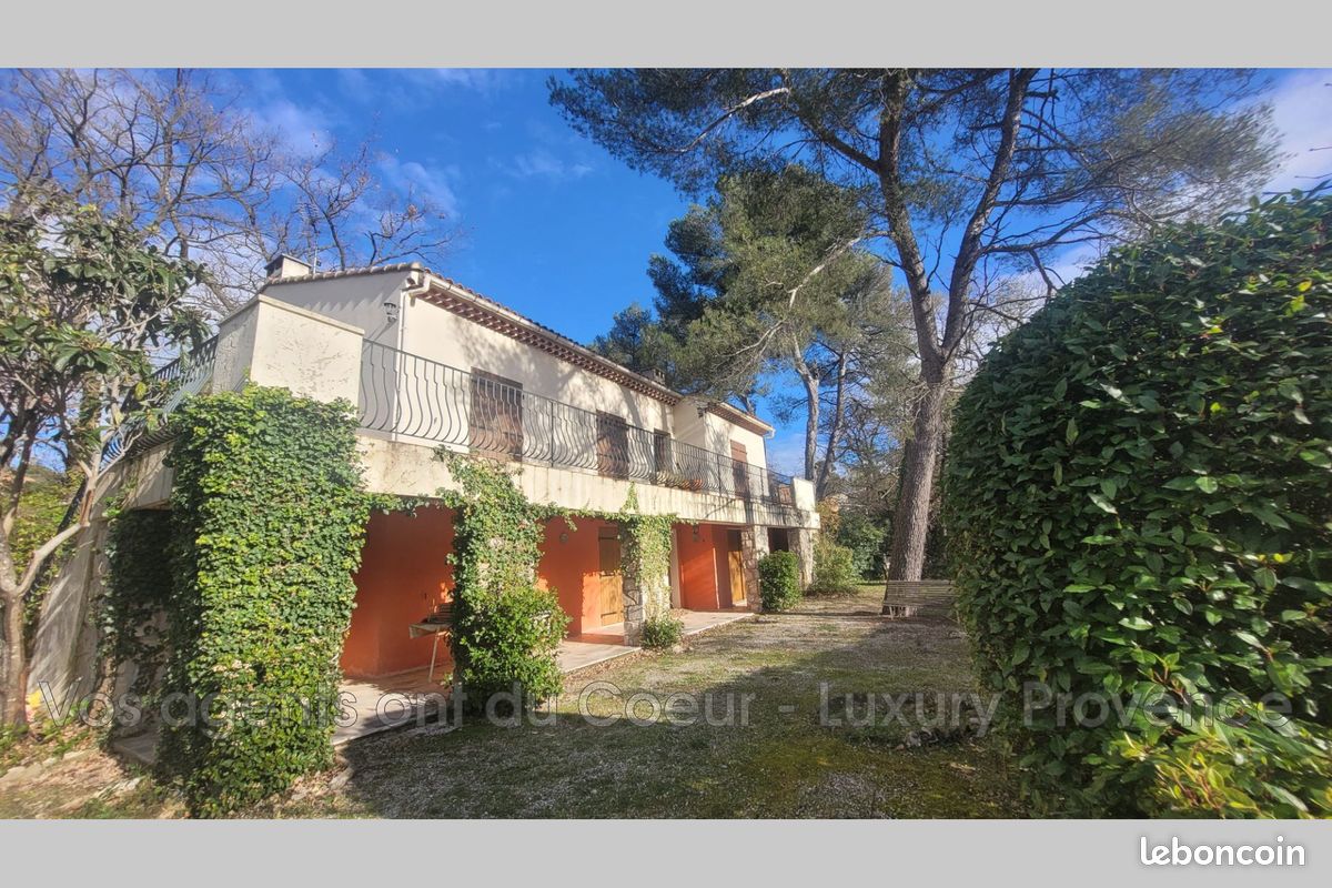 Maison 5 pièces 150 m² · à Belcodène · 150 m² · 540 000 €