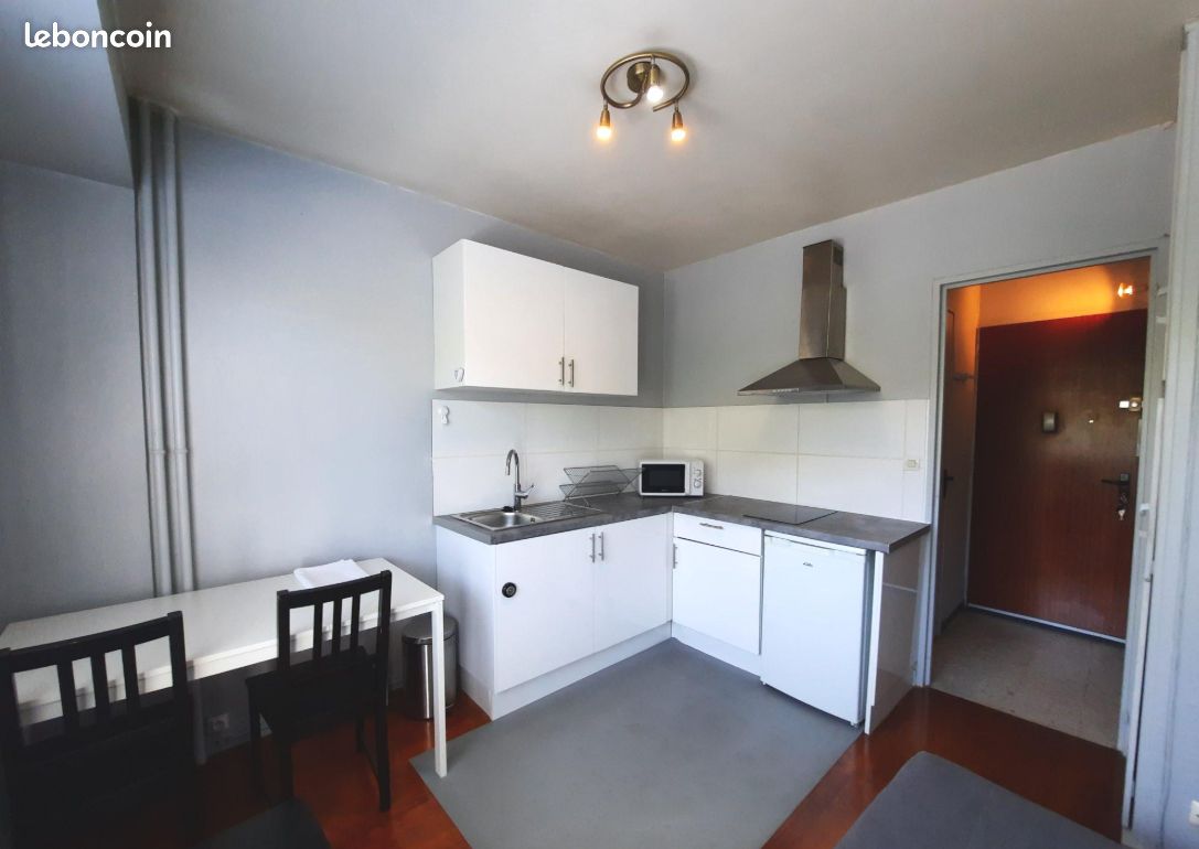 Appartement 1 pièce 15 m² · à Saint-Étienne · 15 m² · 42 997 €