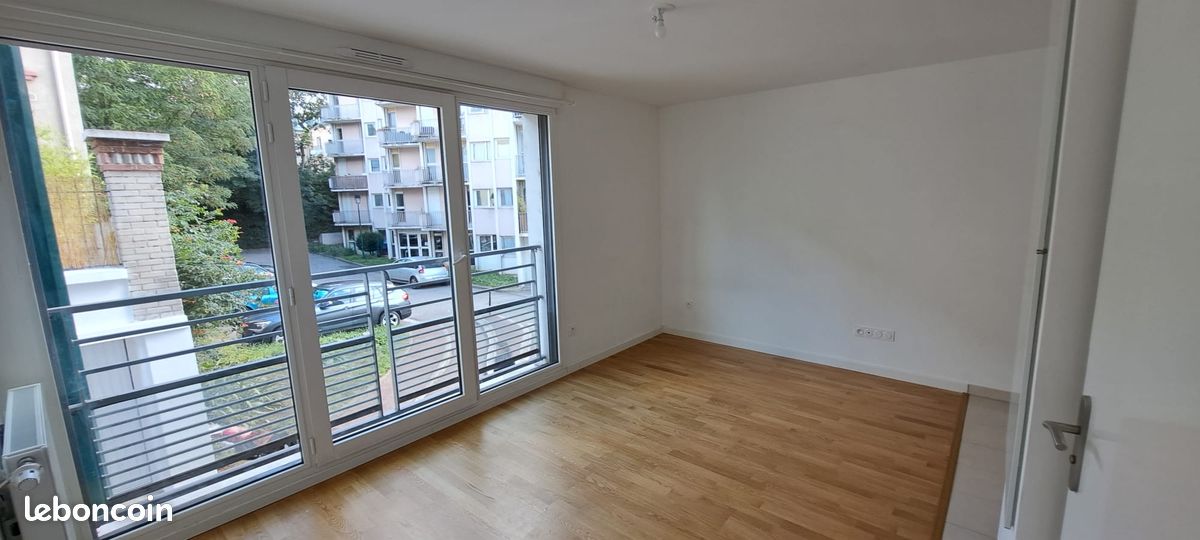 Appartement 1 pièce 22 m² · à Saint-Maurice · 22 m² · 522 €