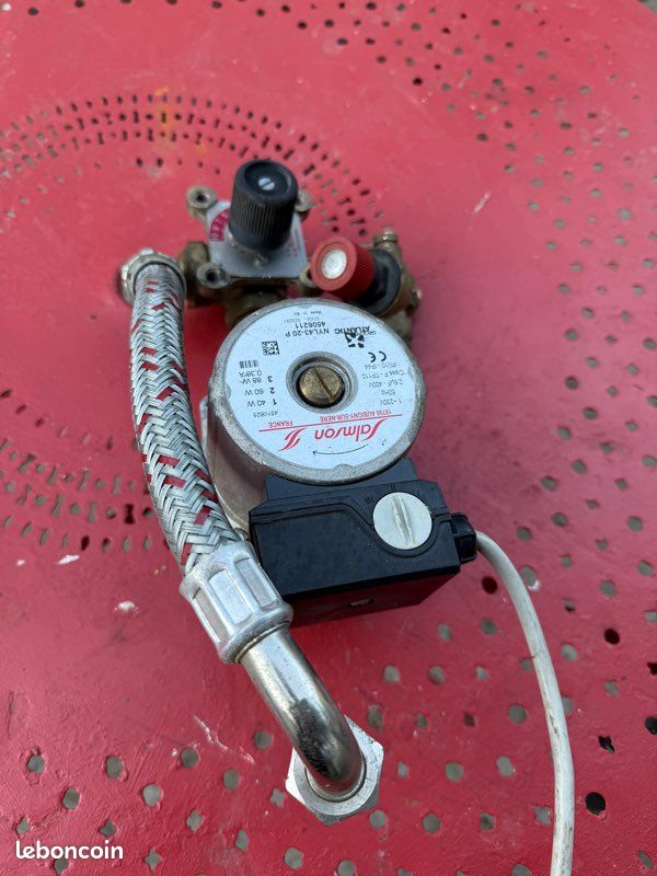 CIRCULATEUR POMPE CHAUFFAGE Salmson Type NXL13-25P/180 EUR 55,00
