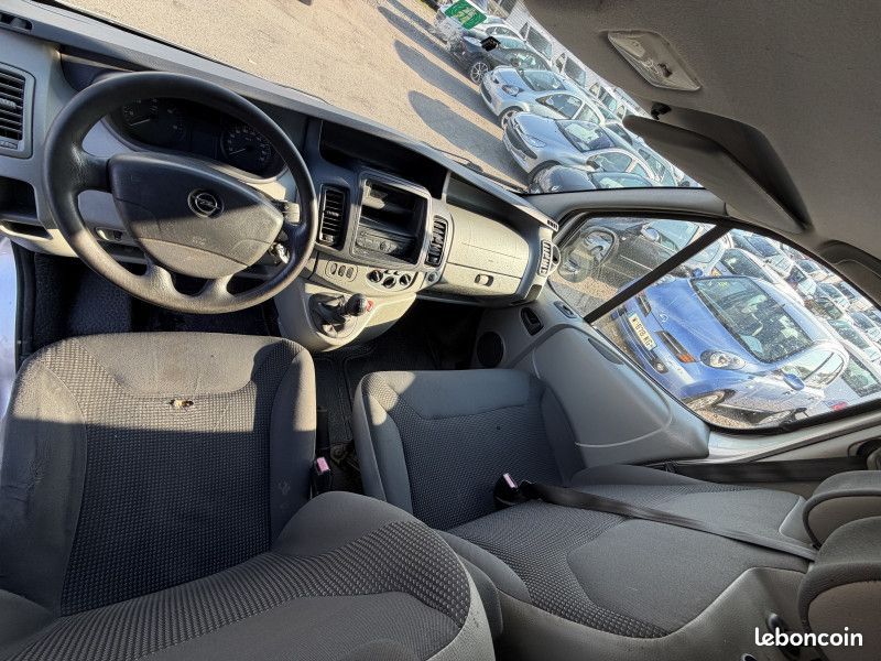 Opel VIVARO FG F2700 L1H1 2.0 CDTI 90 PACK CLIM PLUS (image 9)