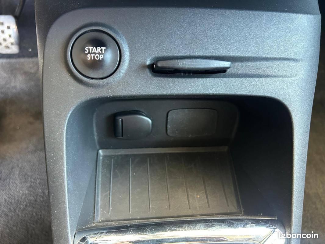 Renault Captur TCe 90 Energy Intens (image 18)