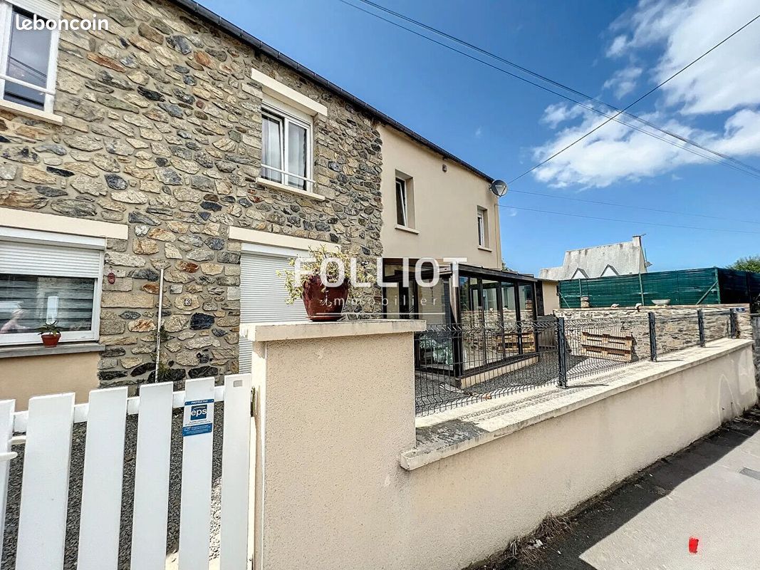 Maison 5 pièces 102 m² · à Saint-Sauveur-Villages · 102 m² · 165 500 €