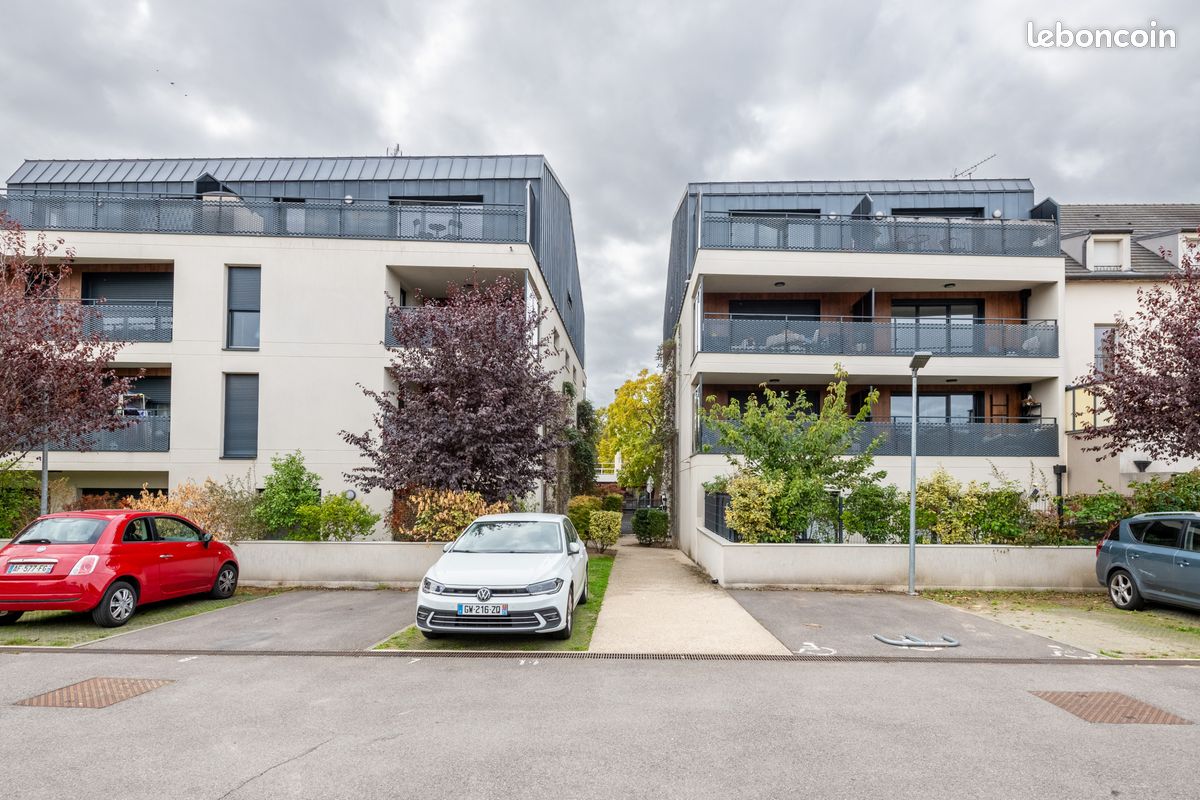 Appartement 3 pièces 55 m² · à Chilly-Mazarin · 55 m² · 215 000 €