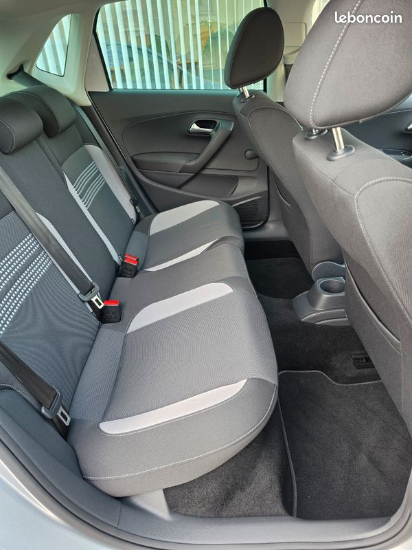 Volkswagen Polo 1.2 Tsi 90 Life 35000 km 11/2013 1ère Main (image 7)