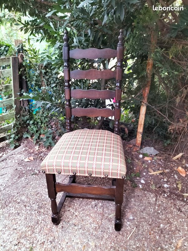 Lot de chaises anciennes (image 1)