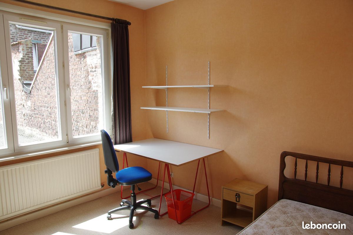 Appartement 1 pièce 11 m² · à Lille · 11 m² · 370 €