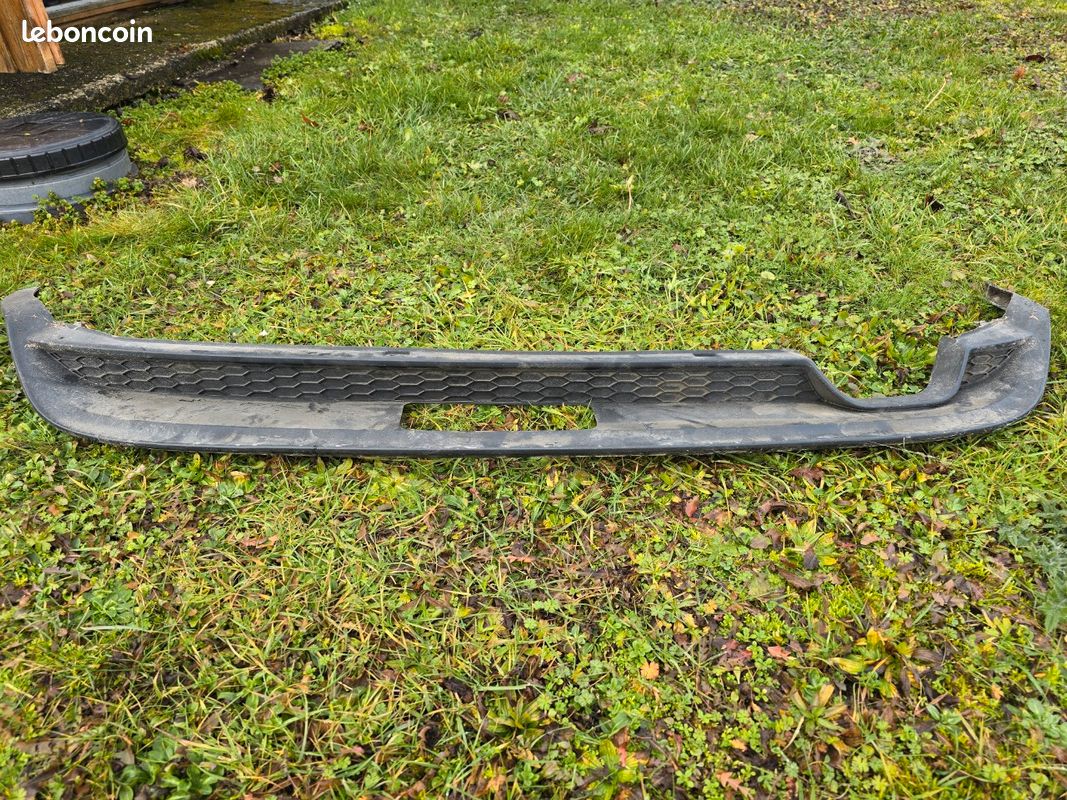 Diffuseur arriere golf 7.5 gtd (image 1)