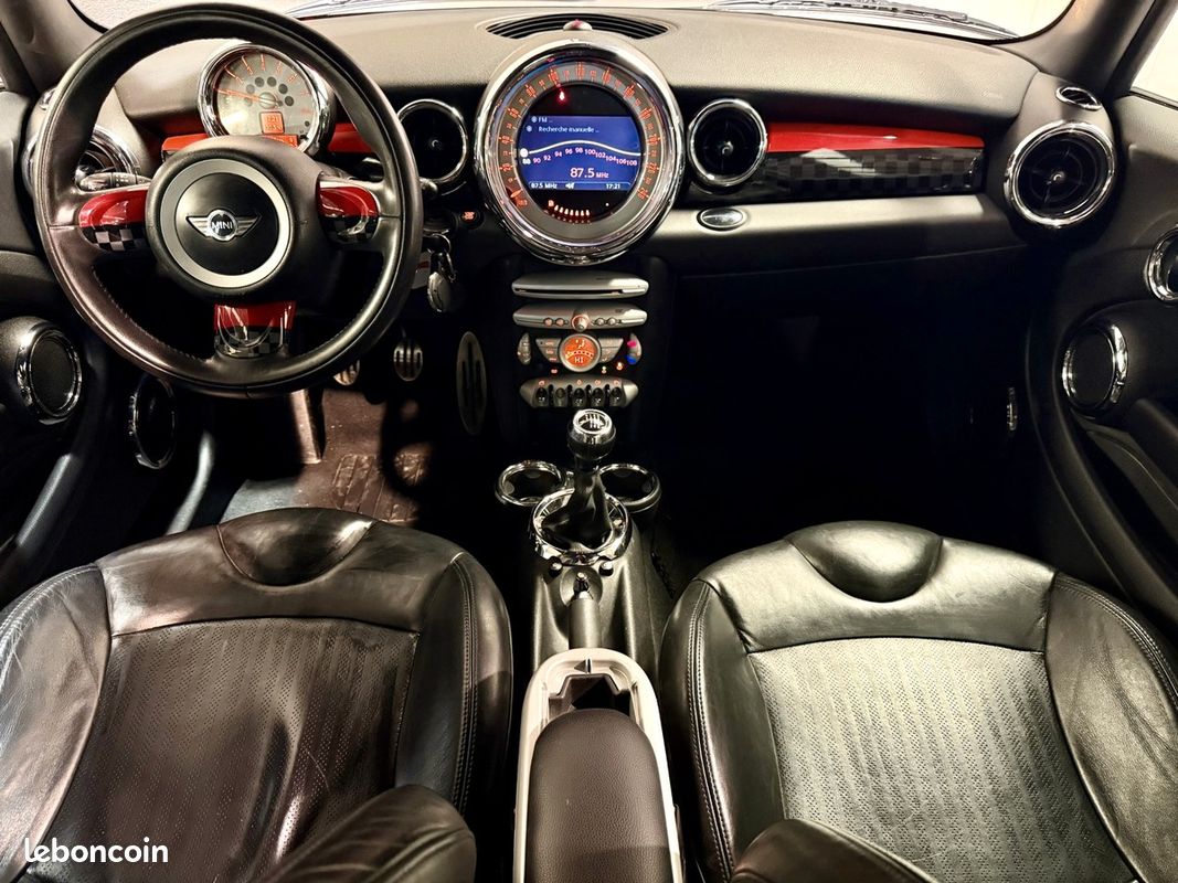 Mini Mini clubman 1.6i / 120Ch / Essence / Radar de Recul / 8CV (image 5)