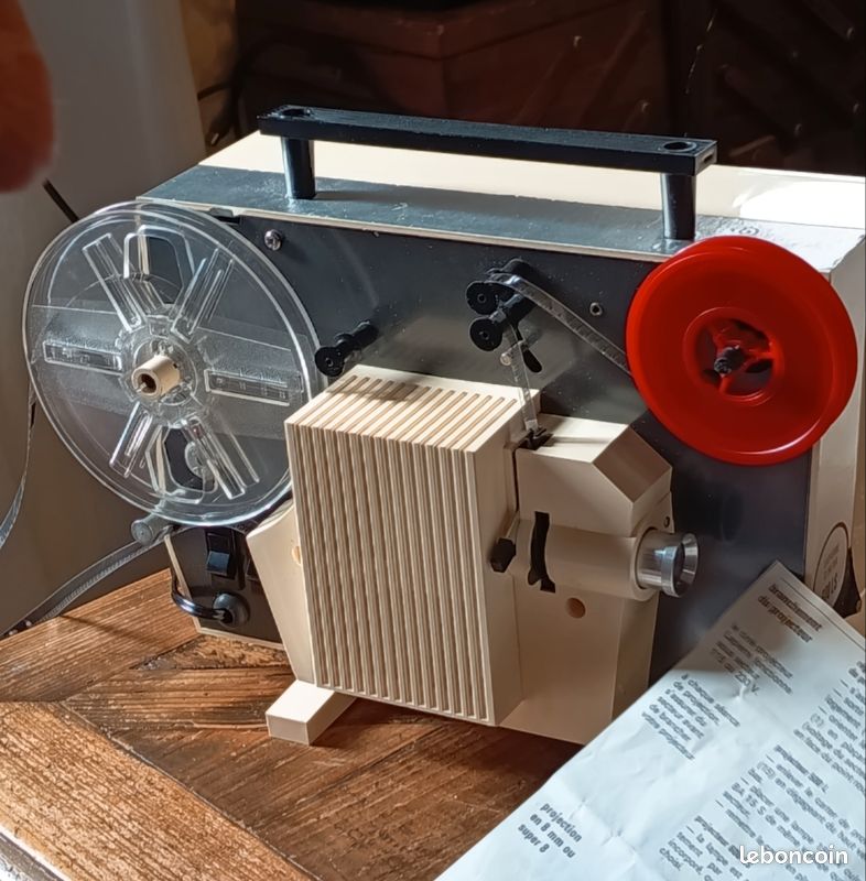 Projecteur De Cinéma Lapierre L60 8mm – Vintage Collection, Fonctionnel