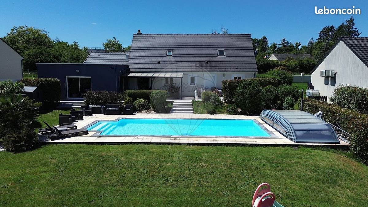 Maison 7 pièces 184 m² · à La Charité-sur-Loire · 184 m² · 265 000 €