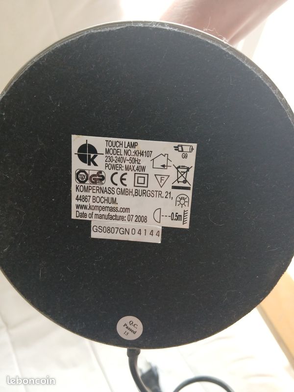 Lampe flexible dorée (image 5)