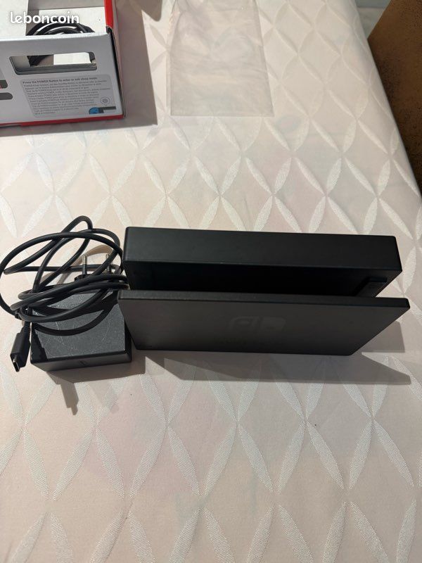 🎮 Nintendo Switch + Manette Pro + 2 Jeux – Excellent état (image 12)
