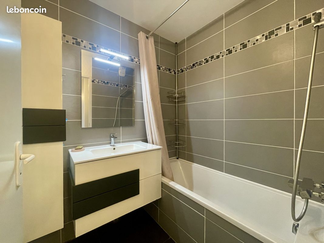 Appartement a louer begles - 4 pièce(s) - 77 m2 - Surfyn