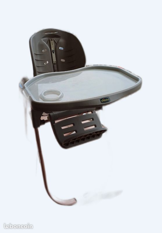 Chaise haute enfant (image 1)