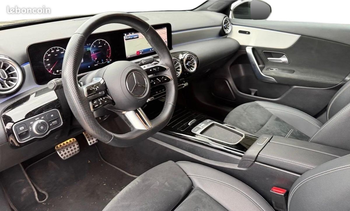 Mercedes-Benz Classe A 200 d AMG Line 150 ch 8G-DCT — Toit Pano / Jantes 19" / Pack Night — Garantie constructeur (image 7)