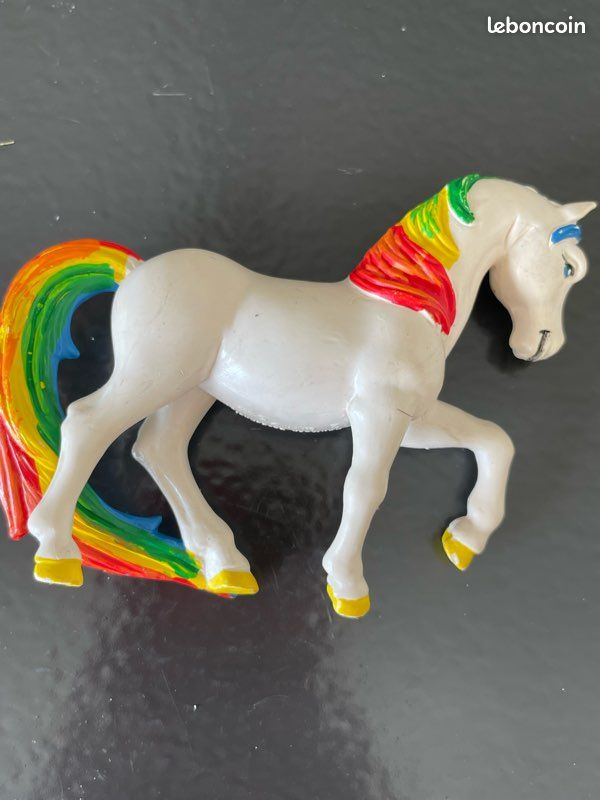 FIGURINE RAINBOW BRITE - Blondine au pays de l'arc en ciel TAGADA