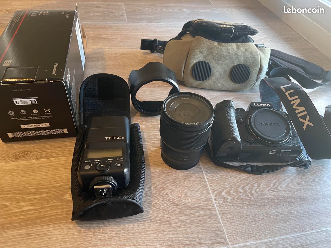Appareil photo hybride Lumix S5 + flash godox+ objectif panasonic 35mm f1.8 (image 1)