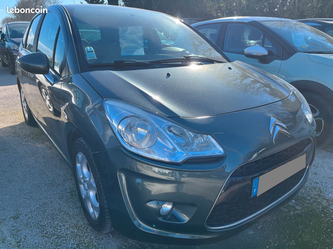 CITROEN C3 II 1.4 HDI 70 Exclusive Toit Pano Garantie 12 Mois (image 2)