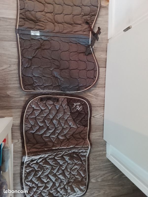 Tapis de selle (image 1)