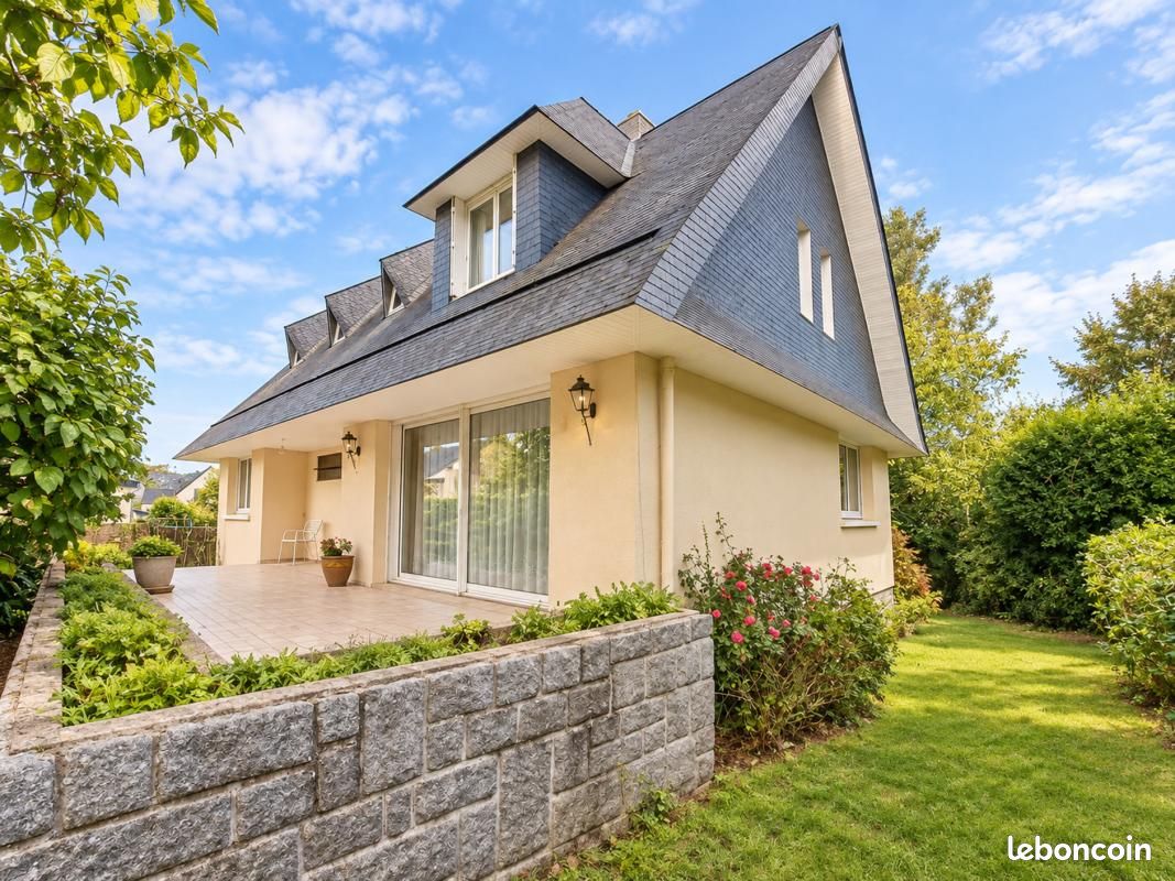 Maison 7 pièces 172 m² · à Liffré · 172 m² · 349 000 €