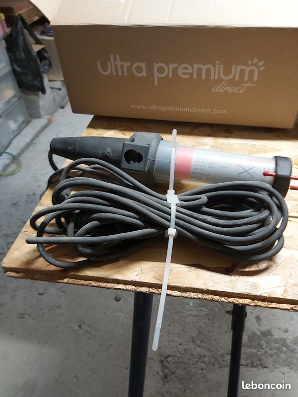 Baladeuse fluo 26w 230 volts IP55 (image 1)