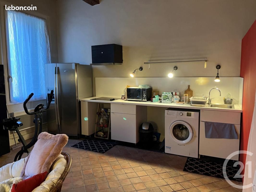 Appartement 2 pièces 44 m² · à Saint-Maximin-la-Sainte-Baume · 44 m² · 524 €/mois